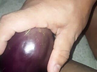 Rosni is fingering &amp; inserting Brinjal in her hot pussy.