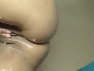Creamy Squirt beautiful pussy....