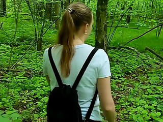 Shy schoolgirl helped me cum and showed her naughty talents! Risky blowjob and handjob in the forest