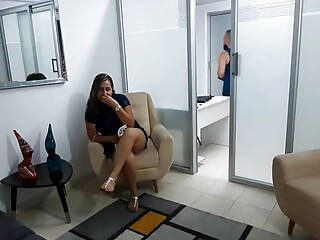 I Reach a Good Deal with My Boss and He Ends up Fucking Me - Part 1 - Porn in Spanish