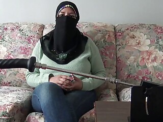 Real Arab Egyptian Muslim Cuckold Wife Buys A Sex Machine
