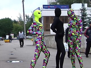 Day In The City In Spandex - Watch4Fetish