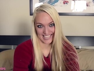 Adorable blondie with nice boobies Maci Cartel is ready to give a perfect pantyjob right now