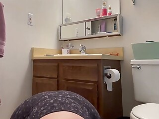 Stepmom Is in the Bathroom to Suck Your Morning Wood Blowjob on Her Knees to Wake You up V215