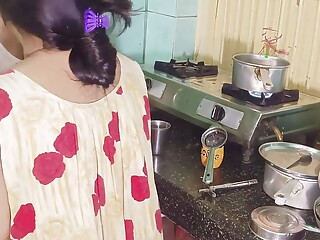 Brother-in-law fucked Bhabhi a lot while she was making tea in the kitchen