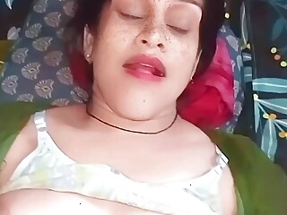 Indian hot girl was fucked by her boyfriend, pussy licking and sucking sex video in hindi voice