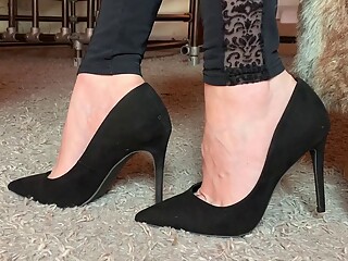 My Feet in Pumps