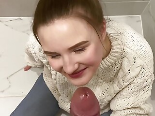 18yo slut showed me where the toilet was, sucked my dick and swallowed my cum