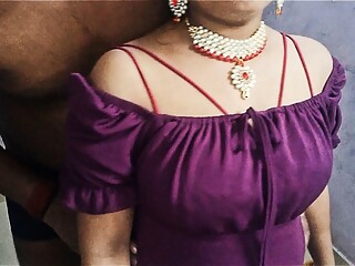 Indian Desi wife Aishwarya Fucked By Her Boyfriend When she was alone. Indian Desi Bhabhi hardcore s