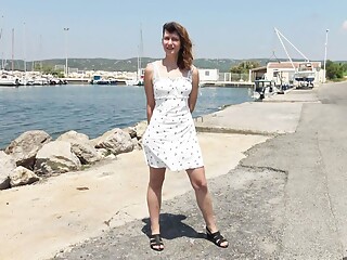 Melany, 23, model living in Lyon!