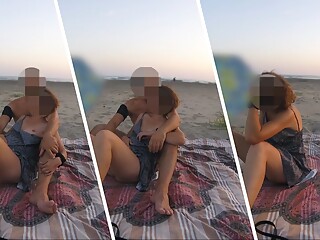 On the public beach I show my pussy to a man and he fingers me until I squirt MissCreamy