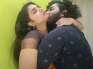 Vaishnavy and sharun long lip lock part 1, Vaiga and varun long lip lock, Lip lock romance, Saree li